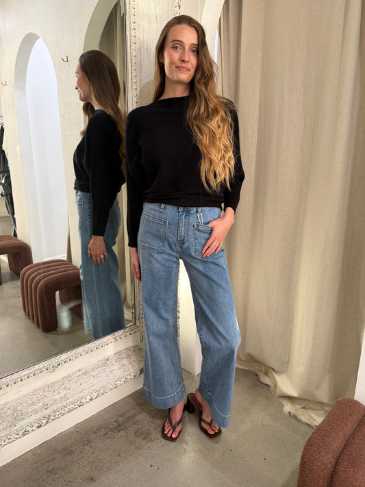 MILA JEANS