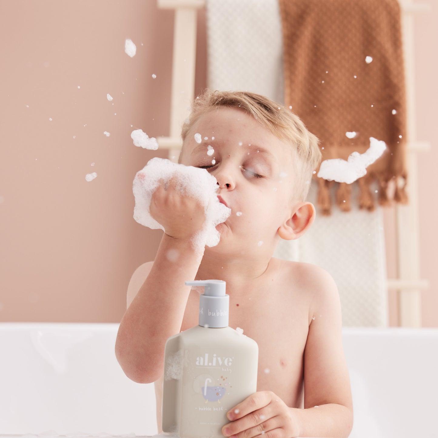 Al.ive Body Baby Bubble Bath - Apple Blossom