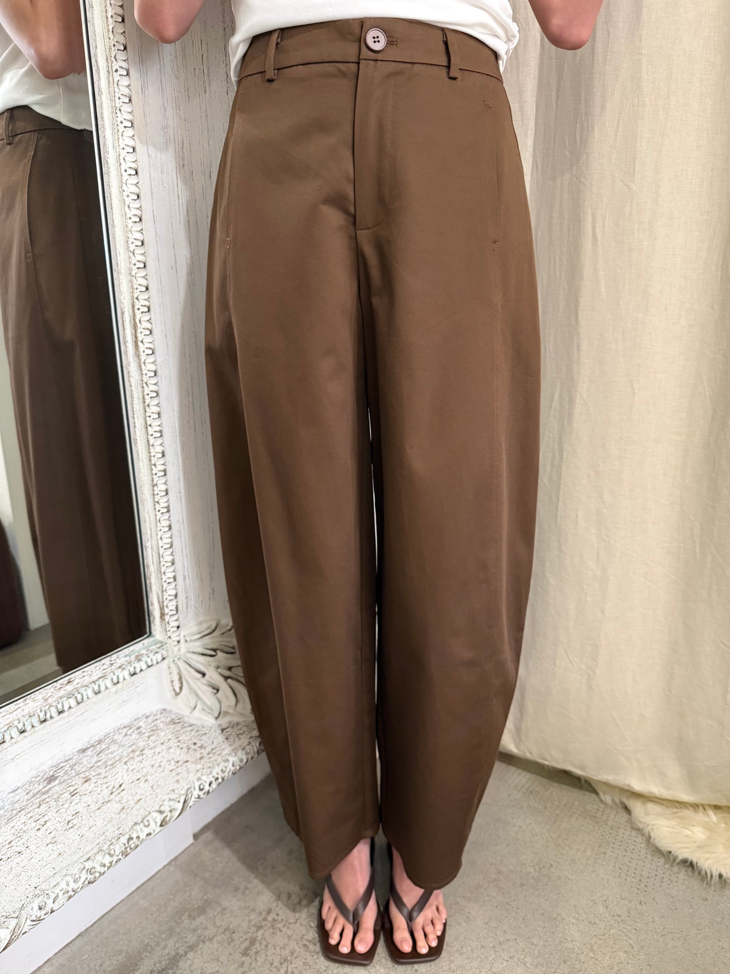 AUDREY BARREL LEG PANTS - CHOCOLATE