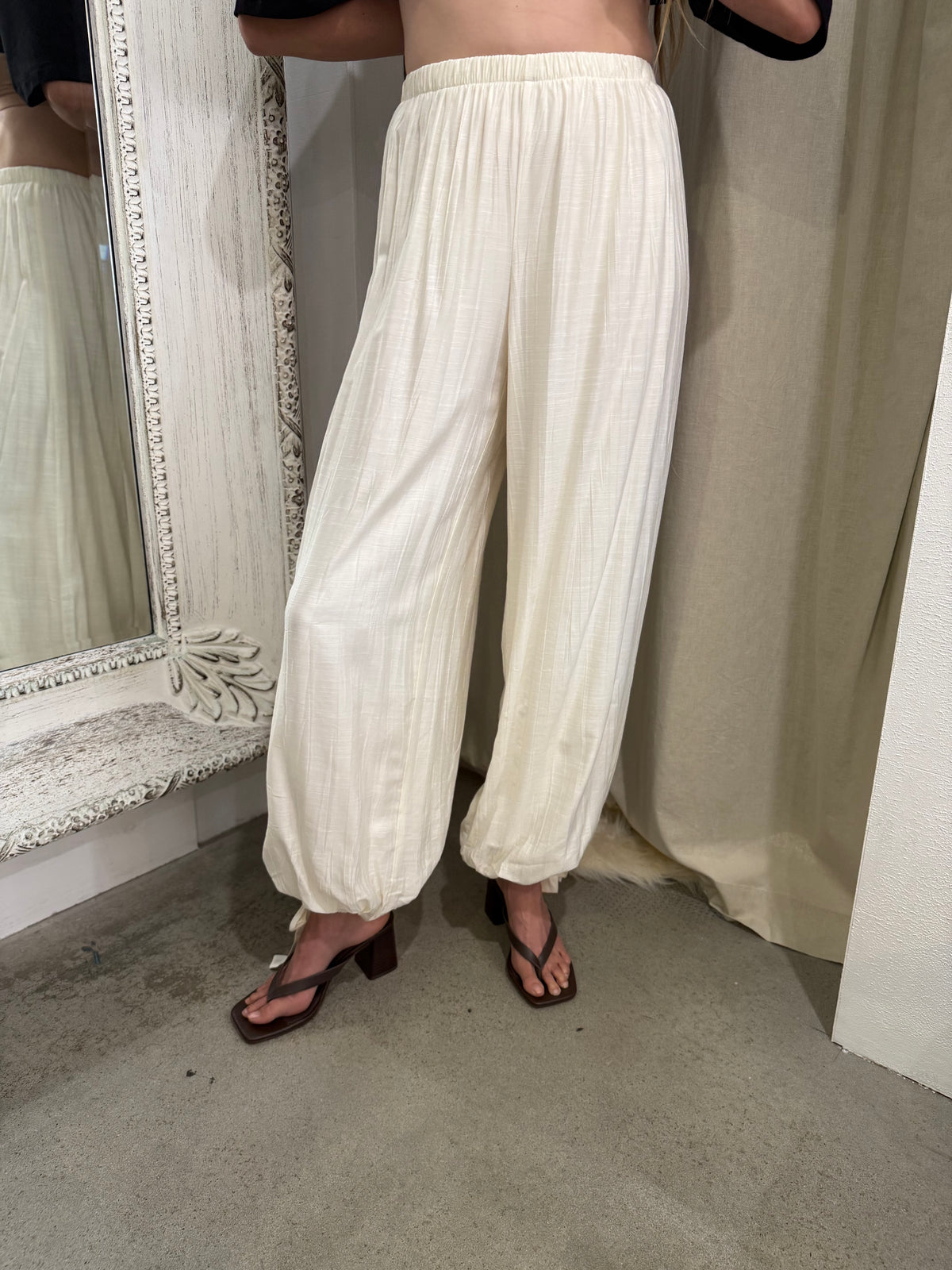 TILLY BALLOON PANTS - CREAM
