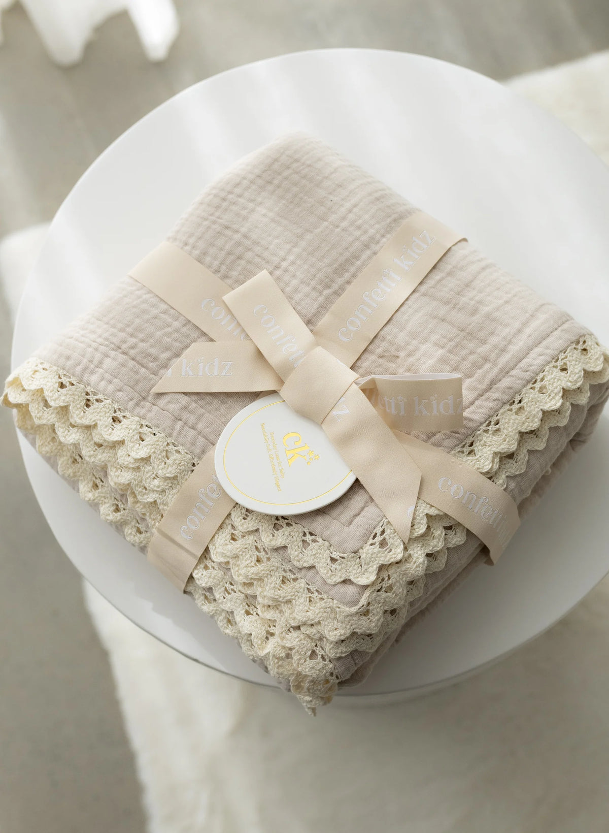 Classic Muslin Blanket | Oatmeal