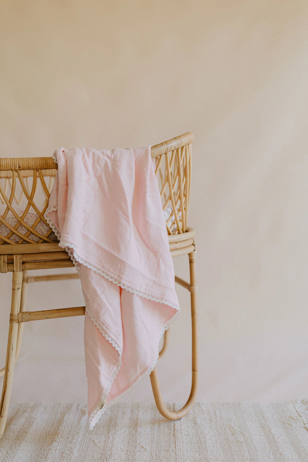 Classic Muslin Blanket | Soft Pink