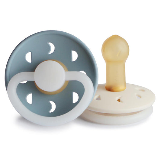FRIGG Night Pacifier 2 Pack Latex – 6-18 months / Stone Blue and Cream