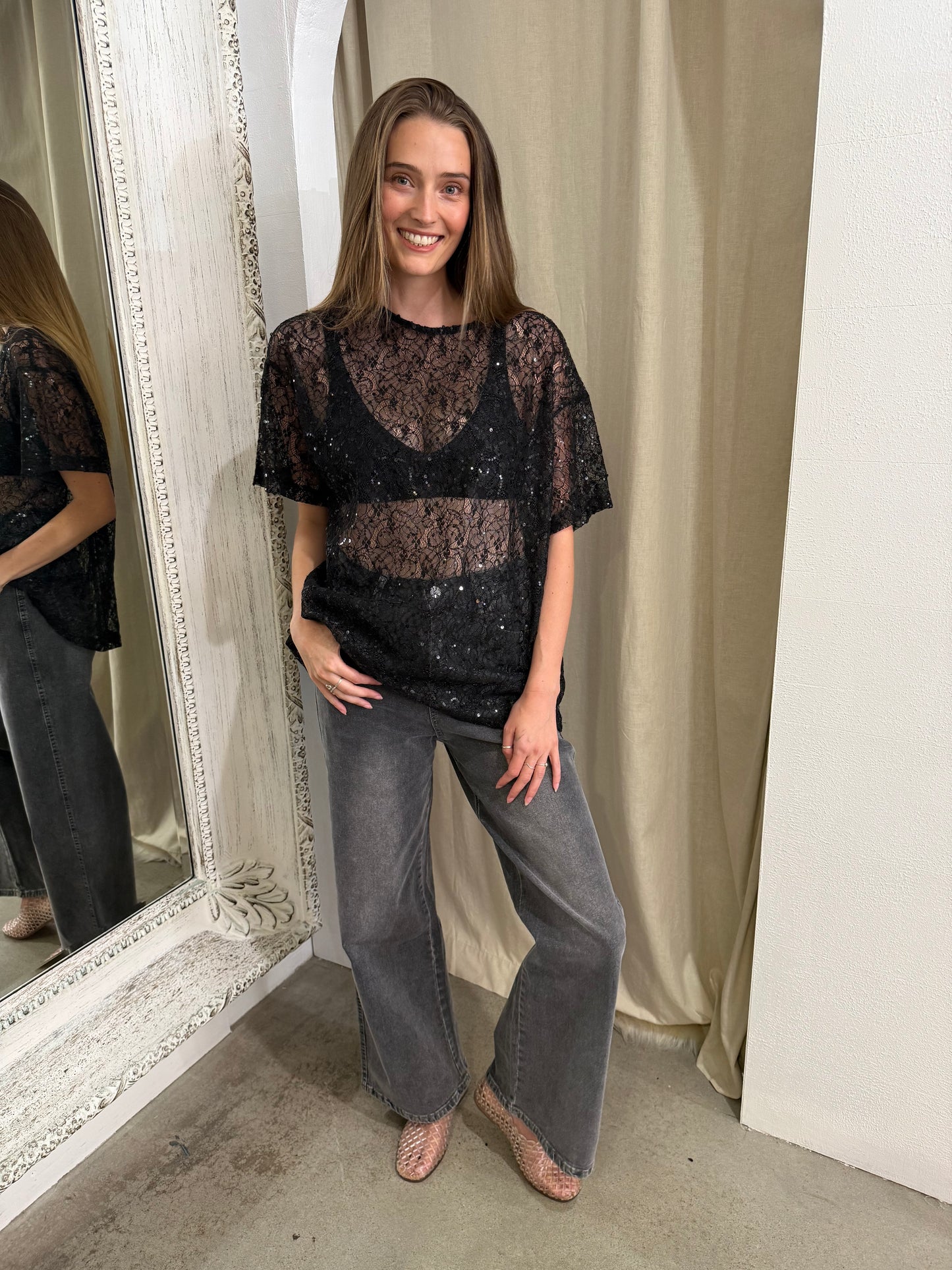 NOEMI LACE TEE - BLACK