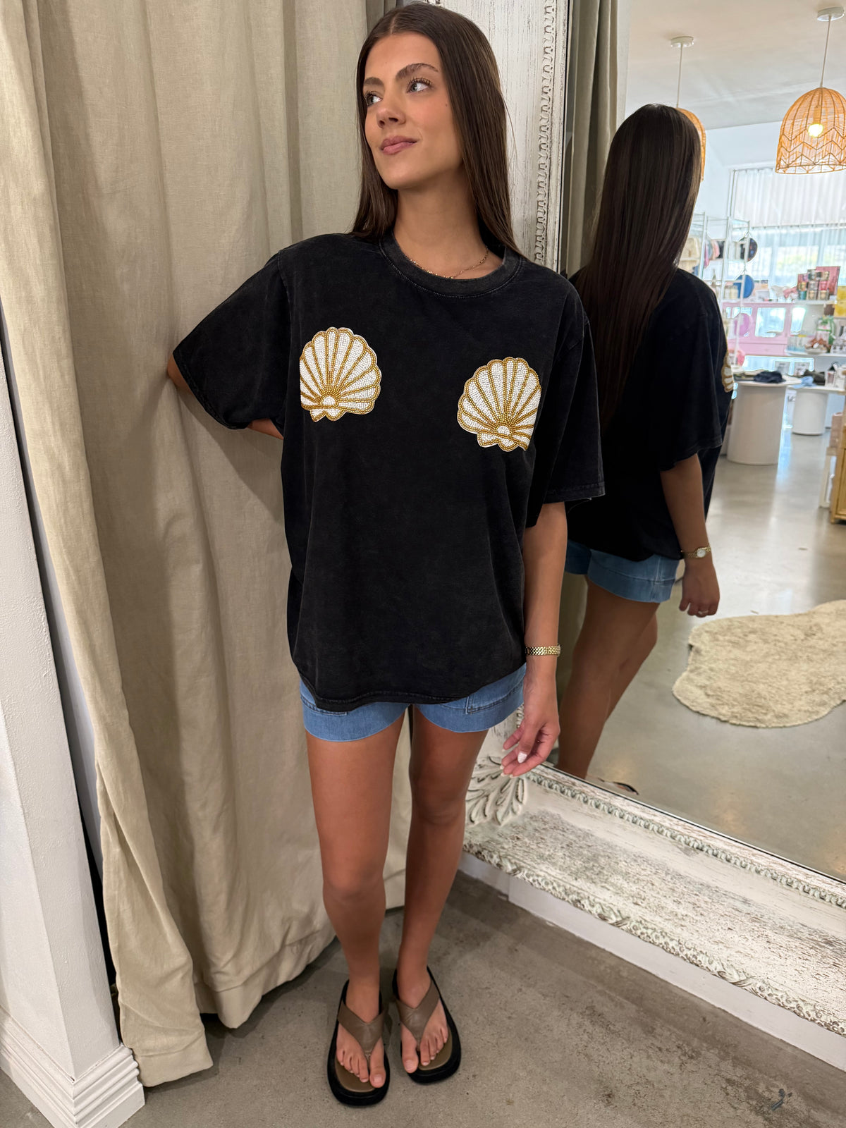 COVE BEADED TEE