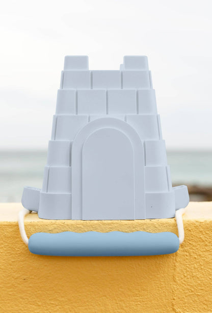 Silicone Beach Bucket - Clovelly Castle: Blue with bright blue handle