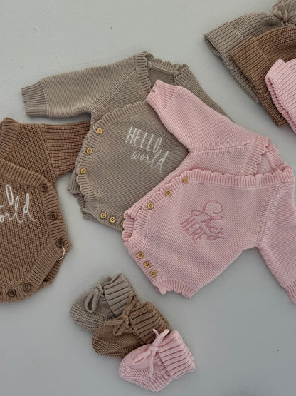 HELLO WORLD KNIT SET — SCALLOPED OAT