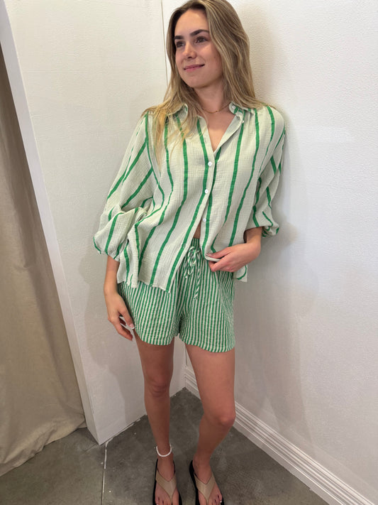 SHAE STRIPE SHORTS - GREEN