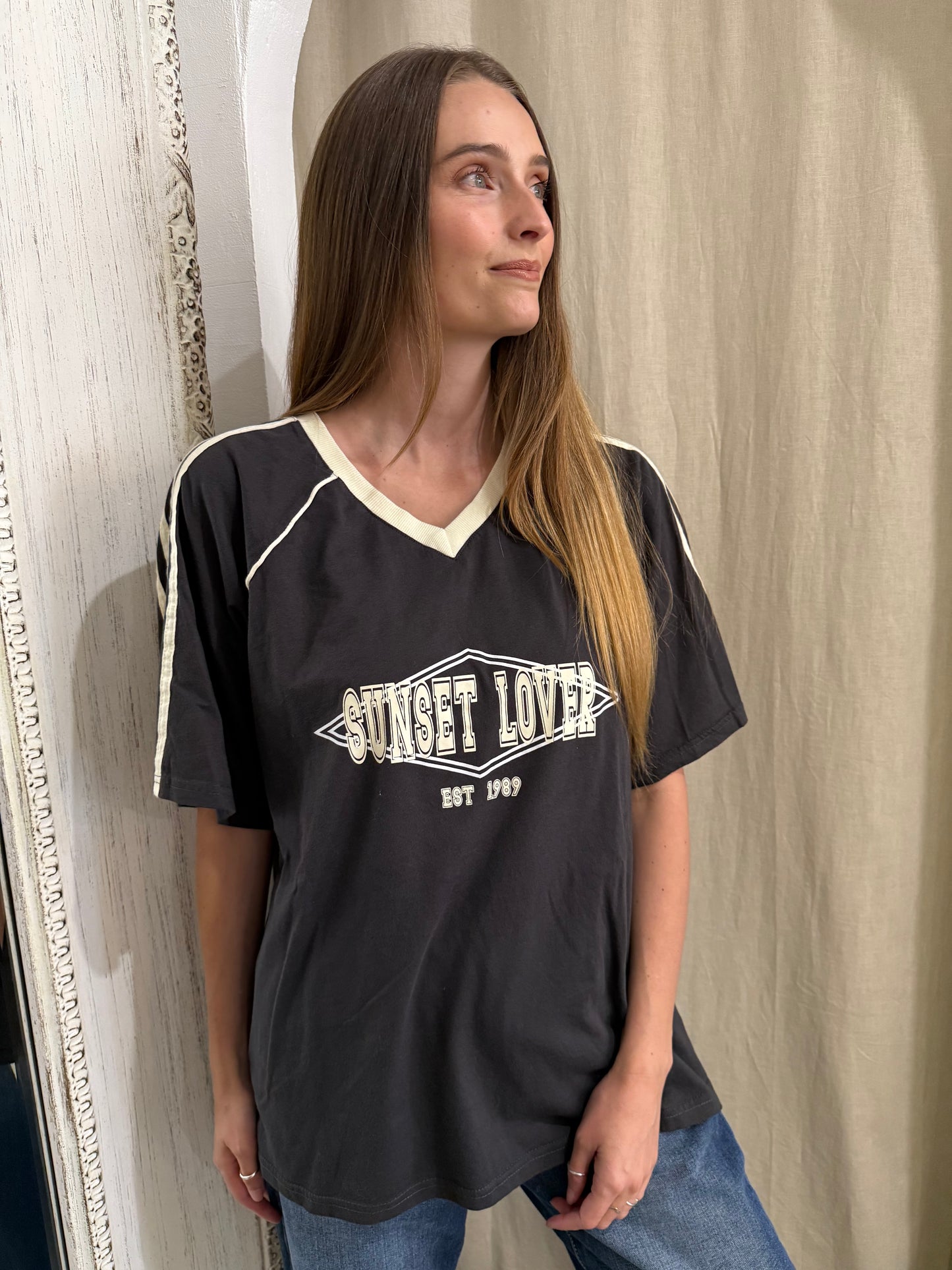 SUNSET LOVER TEE