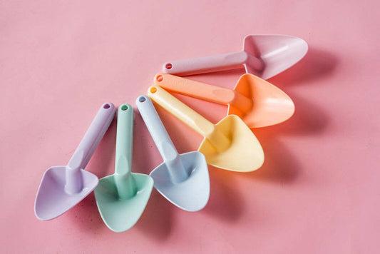 Kids beach spade / shovel - Little Diggers : Mint