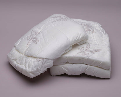 Disposable Postpartum Underwear: One Pack (8 Pairs) / Medium (6-12)