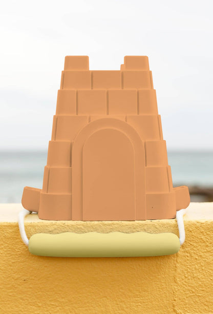 Silicone Beach Bucket - Clovelly Castle: Pink with bright pink handle