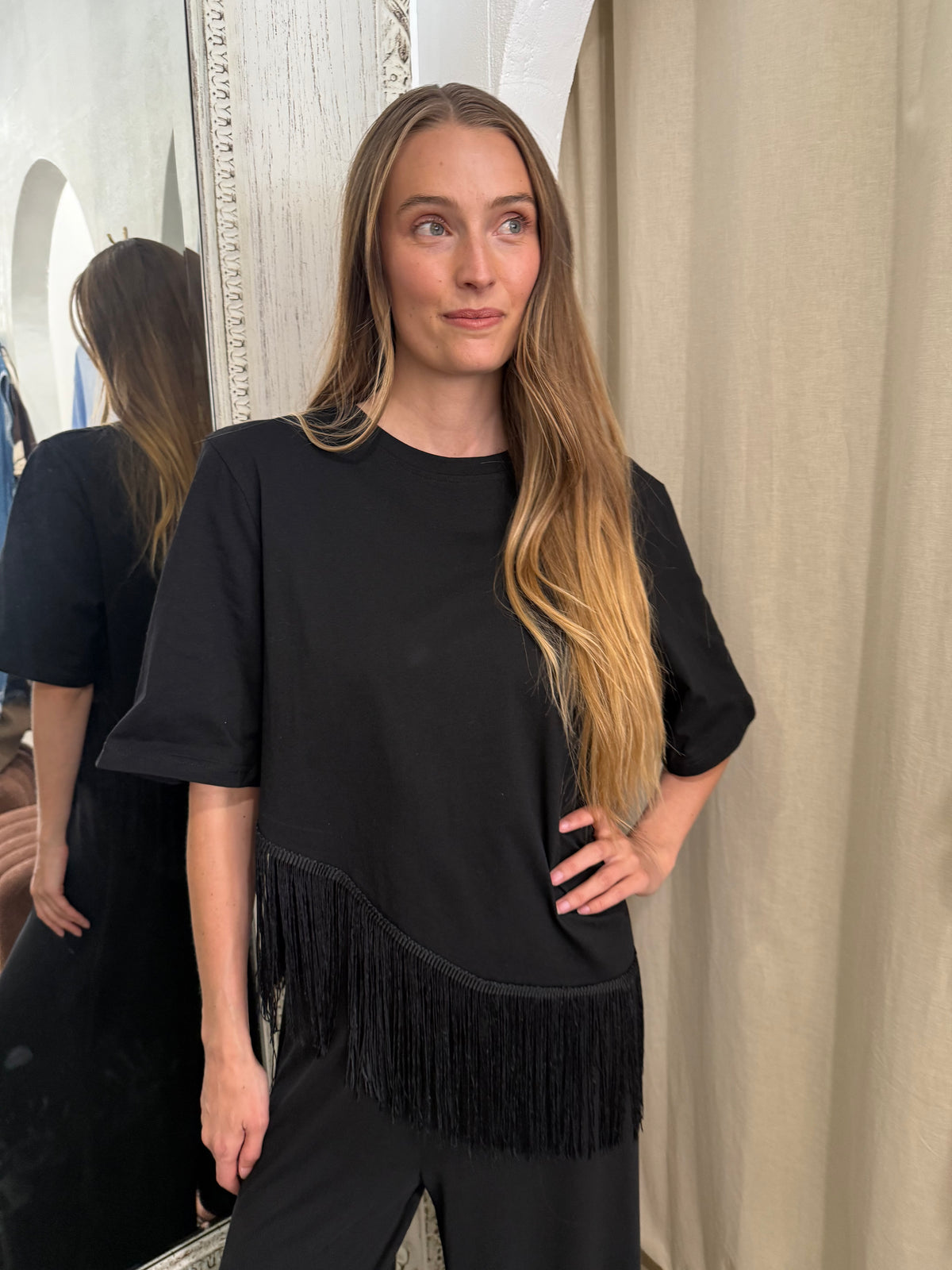 PENELOPE FRINGE TEE - MIDNIGHT