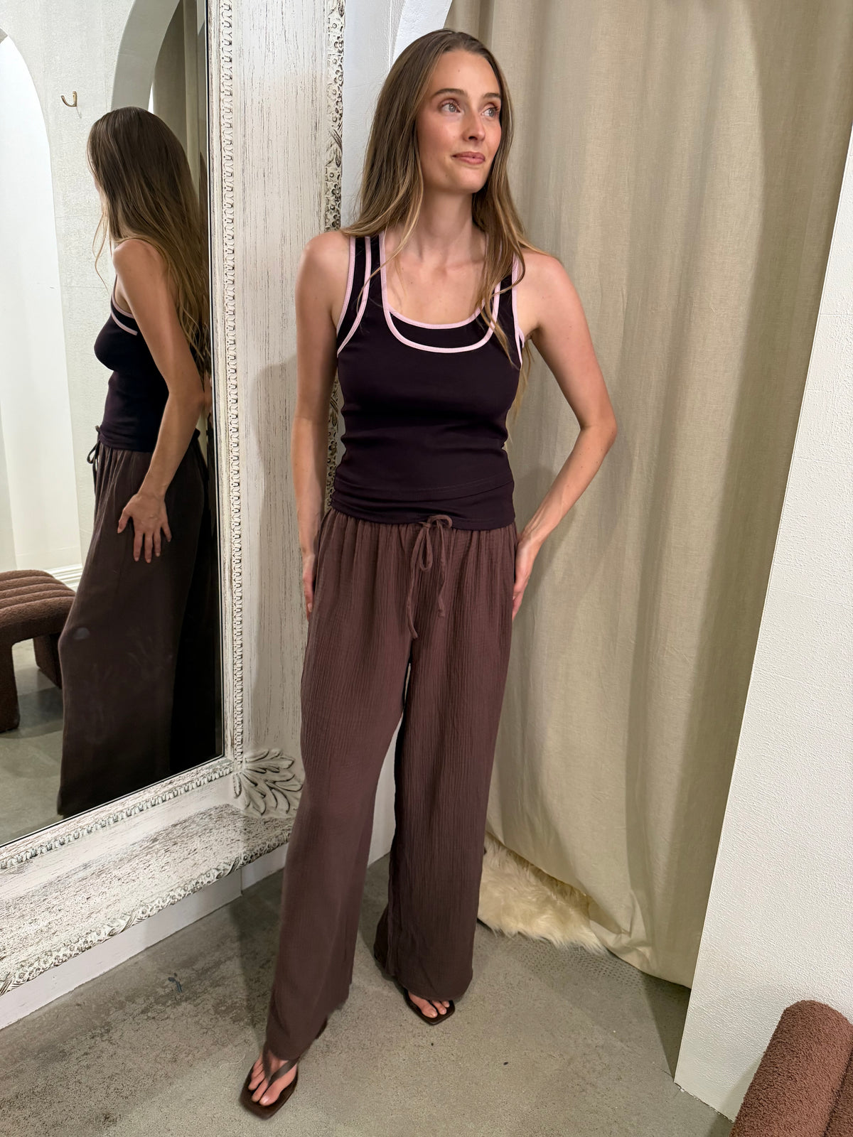 SIENA CONTRAST TANK - BROWN