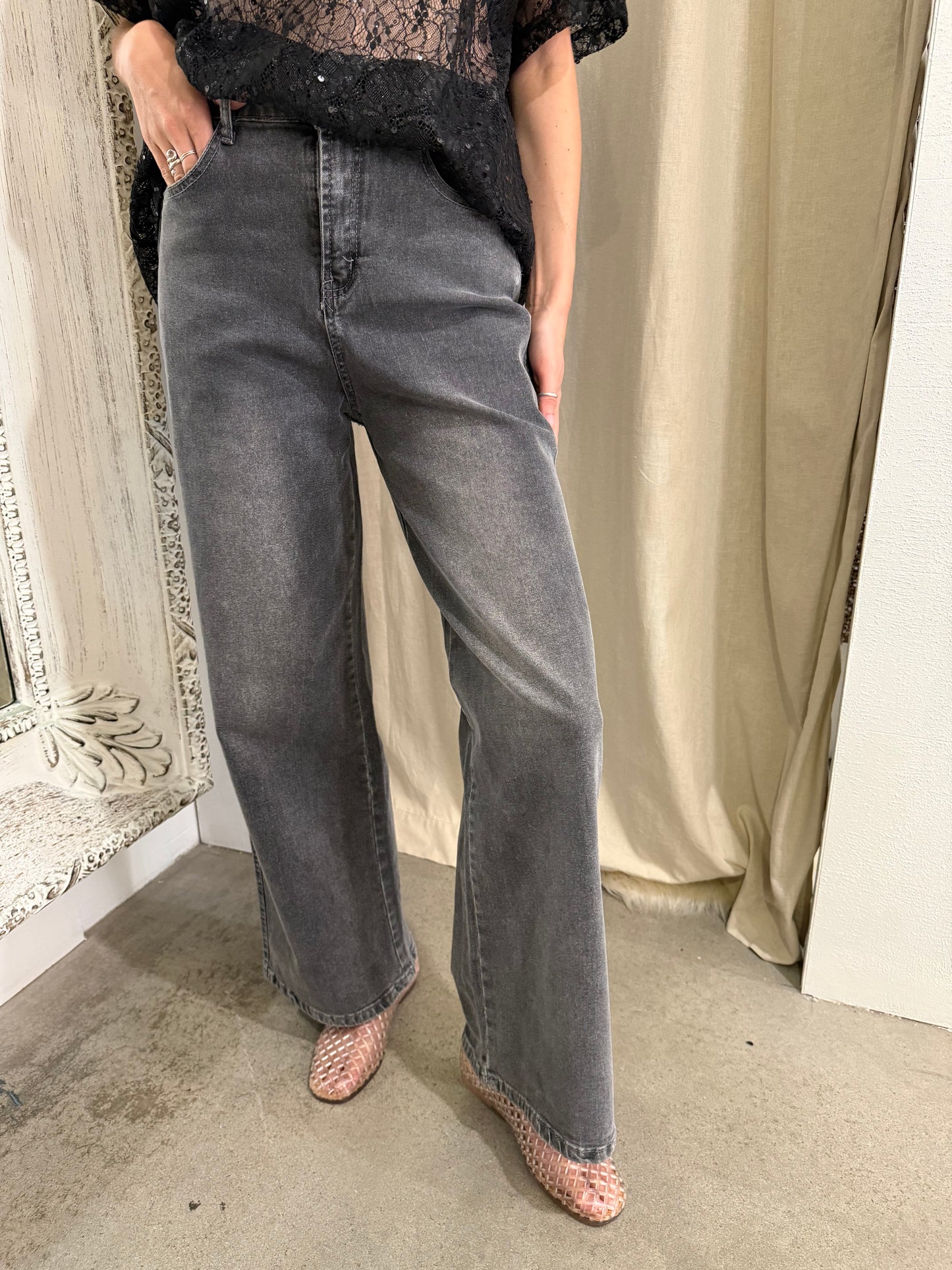 KEATON WIDE LEG JEAN