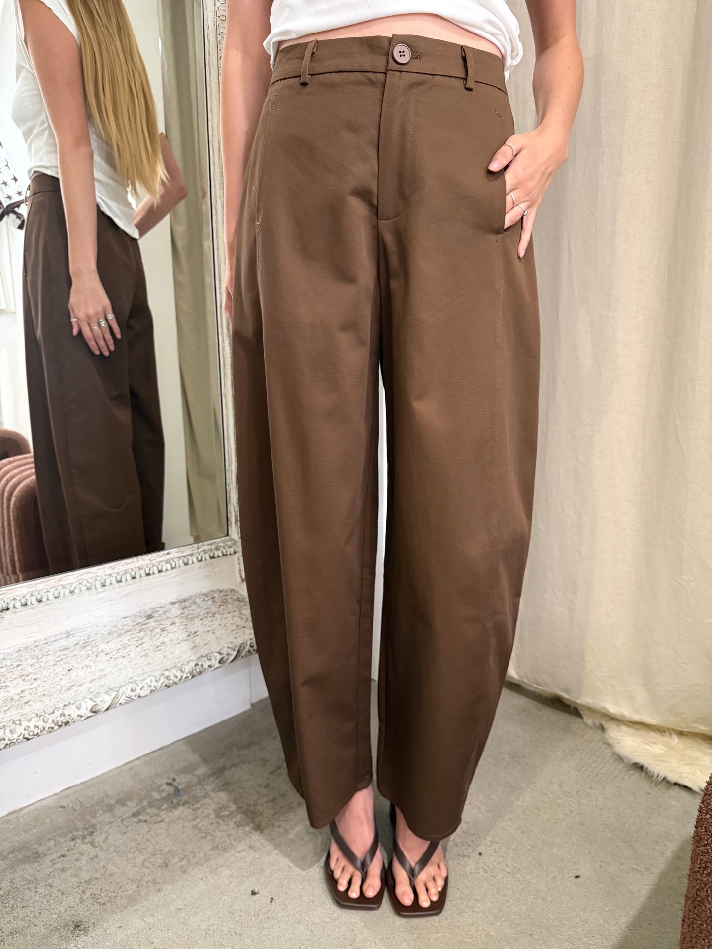 AUDREY BARREL LEG PANTS - CHOCOLATE