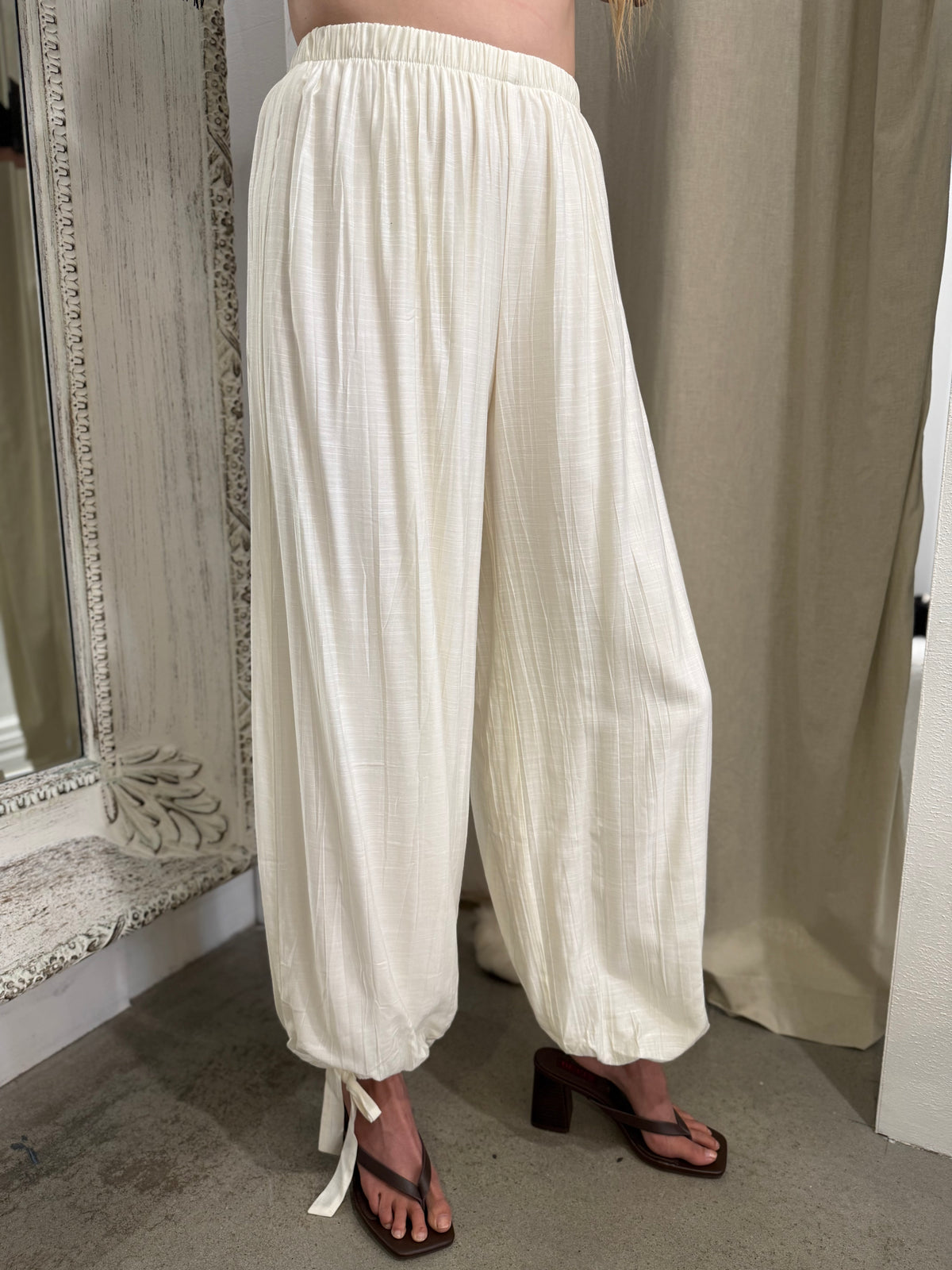 TILLY BALLOON PANTS - CREAM