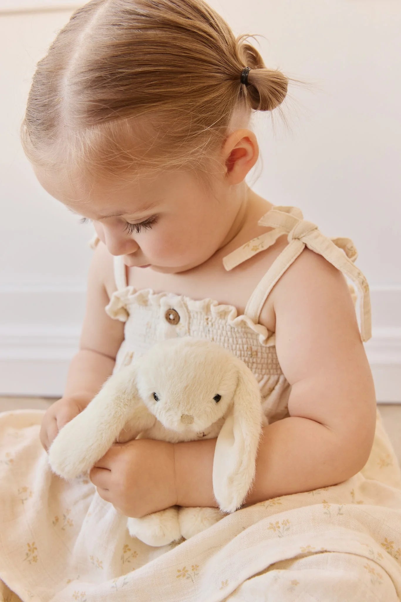 Snuggle Bunnies - Little Penelope - Sunshine
