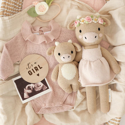 Amelia the Cow - Little