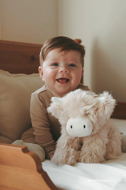 Snuggle Bunnies - Hilda The Highland Cow Cream