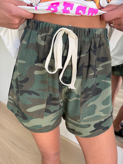 MADDOX CAMO SHORTS - DARK