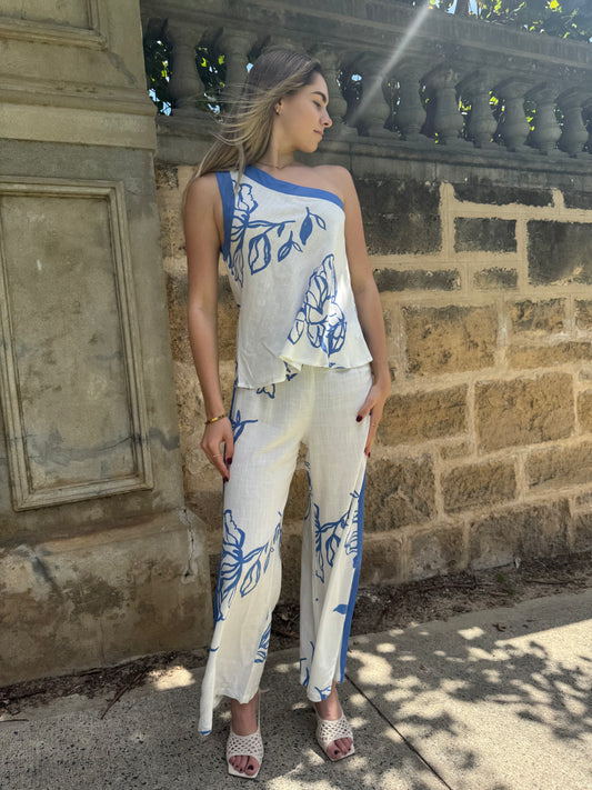 THE RHODES SET — BLUE FLORAL