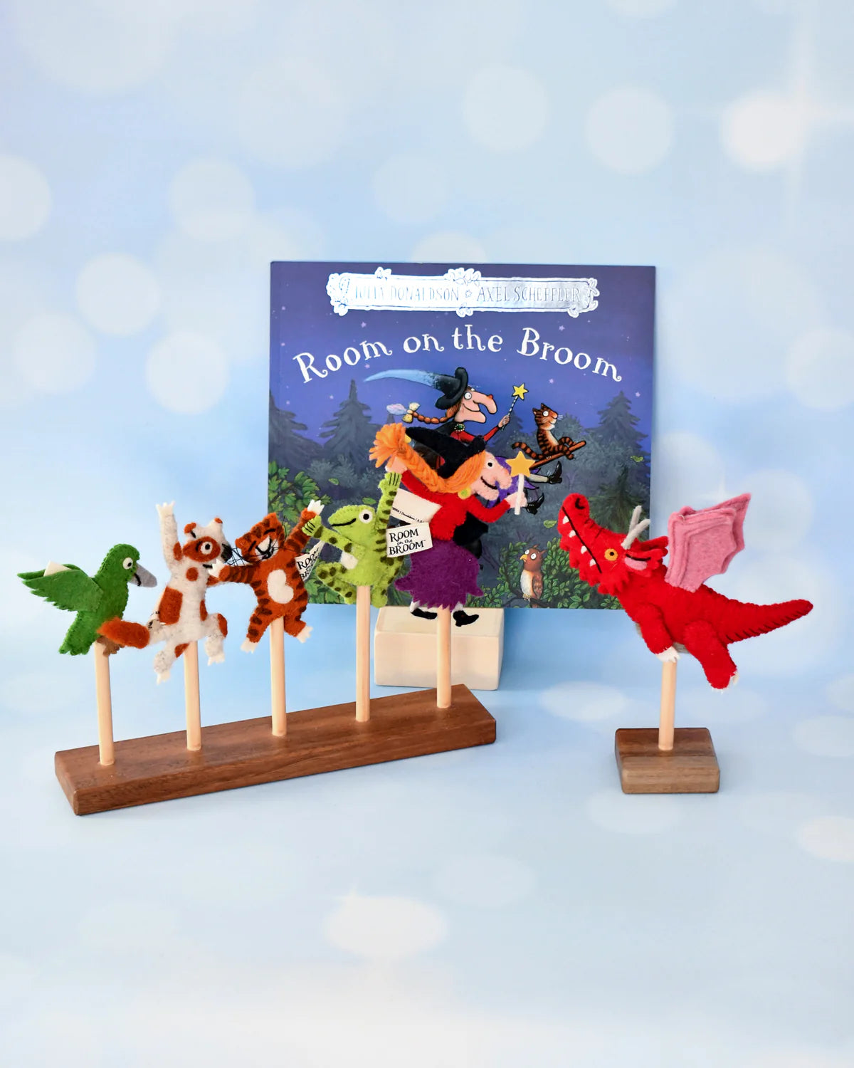 The Room on the Broom Finger Puppets Set