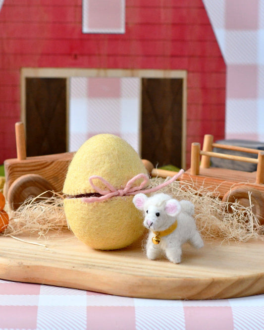 Felt Surprise Egg with Lamb Inside