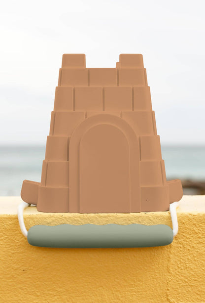 Silicone Beach Bucket - Clovelly Castle: Pink with bright pink handle