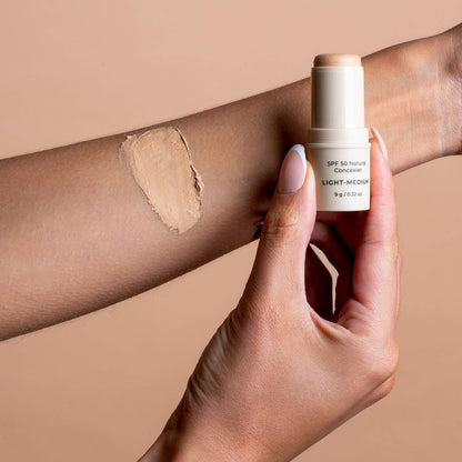 SPF 50 Natural Concealer: Light-Medium